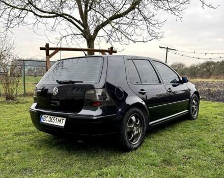 Черный Фольксваген Гольф, объемом двигателя 1.39 л и пробегом 258 тыс. км за 3800 $, фото 3 на Automoto.ua