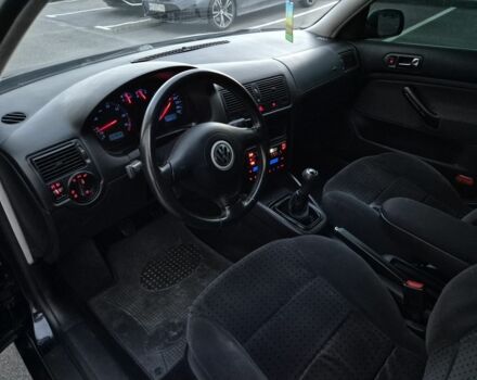 Фольксваген Гольф 1999 у Вінниці на Automoto.ua Чорний Фольксваген Гольф, об'ємом двигуна 1.6 л та пробігом 226 тис. км за 4000 $, фото 15 на Automoto.ua