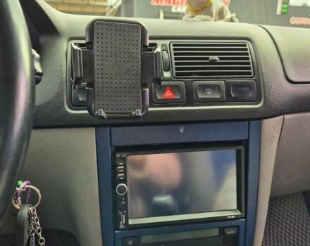 Чорний Фольксваген Гольф, об'ємом двигуна 1.6 л та пробігом 215 тис. км за 4700 $, фото 12 на Automoto.ua