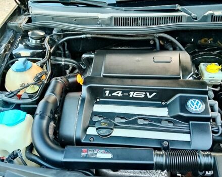 Черный Фольксваген Гольф, объемом двигателя 1.4 л и пробегом 233 тыс. км за 4100 $, фото 7 на Automoto.ua