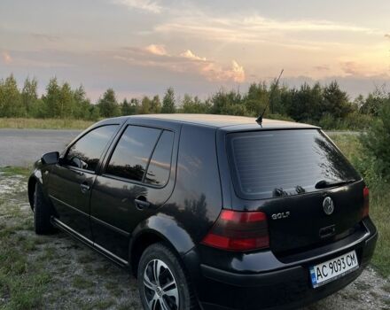 Черный Фольксваген Гольф, объемом двигателя 1.4 л и пробегом 247 тыс. км за 3000 $, фото 2 на Automoto.ua