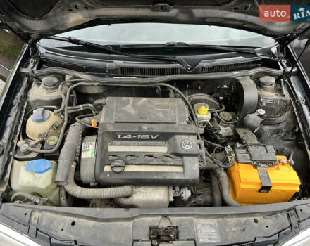 Чорний Фольксваген Гольф, об'ємом двигуна 1.4 л та пробігом 282 тис. км за 3000 $, фото 8 на Automoto.ua