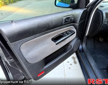 Черный Фольксваген Гольф, объемом двигателя 1.4 л и пробегом 200 тыс. км за 4250 $, фото 8 на Automoto.ua