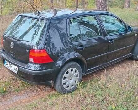 Черный Фольксваген Гольф, объемом двигателя 1.6 л и пробегом 250 тыс. км за 4500 $, фото 5 на Automoto.ua