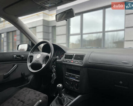 Чорний Фольксваген Гольф, об'ємом двигуна 1.39 л та пробігом 250 тис. км за 2800 $, фото 10 на Automoto.ua