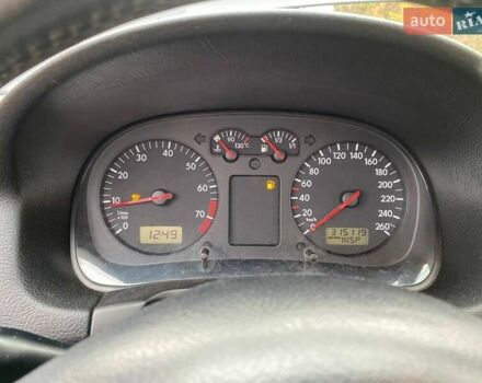 Черный Фольксваген Гольф, объемом двигателя 1.6 л и пробегом 315 тыс. км за 4600 $, фото 24 на Automoto.ua