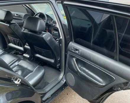 Черный Фольксваген Гольф, объемом двигателя 1.6 л и пробегом 315 тыс. км за 4600 $, фото 15 на Automoto.ua