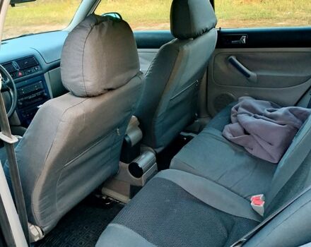 Черный Фольксваген Гольф, объемом двигателя 1.4 л и пробегом 233 тыс. км за 4100 $, фото 6 на Automoto.ua