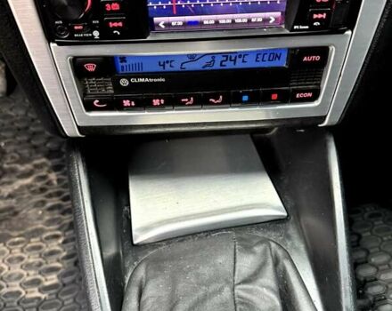 Черный Фольксваген Гольф, объемом двигателя 1.39 л и пробегом 258 тыс. км за 3800 $, фото 4 на Automoto.ua