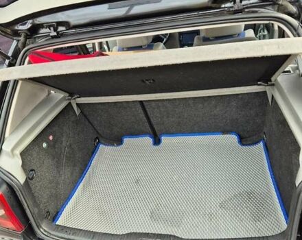 Чорний Фольксваген Гольф, об'ємом двигуна 1.6 л та пробігом 215 тис. км за 4700 $, фото 13 на Automoto.ua