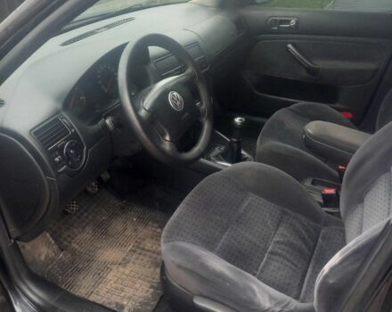 Черный Фольксваген Гольф, объемом двигателя 1.9 л и пробегом 315 тыс. км за 1750 $, фото 6 на Automoto.ua