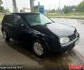 Черный Фольксваген Гольф, объемом двигателя 1.6 л и пробегом 240 тыс. км за 3550 $, фото 1 на Automoto.ua