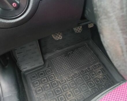 Чорний Фольксваген Гольф, об'ємом двигуна 1.4 л та пробігом 256 тис. км за 4150 $, фото 14 на Automoto.ua