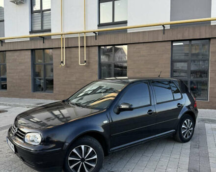 Черный Фольксваген Гольф, объемом двигателя 1.6 л и пробегом 268 тыс. км за 3800 $, фото 1 на Automoto.ua