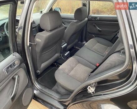 Чорний Фольксваген Гольф, об'ємом двигуна 1.6 л та пробігом 200 тис. км за 4500 $, фото 4 на Automoto.ua