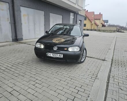 Черный Фольксваген Гольф, объемом двигателя 1.6 л и пробегом 330 тыс. км за 4400 $, фото 4 на Automoto.ua