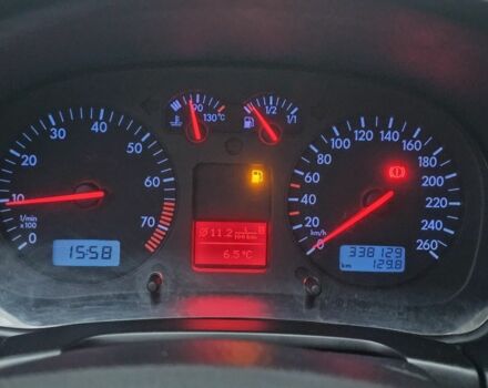 Черный Фольксваген Гольф, объемом двигателя 1.6 л и пробегом 330 тыс. км за 4400 $, фото 13 на Automoto.ua