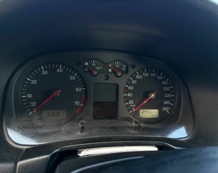 Черный Фольксваген Гольф, объемом двигателя 1.6 л и пробегом 245 тыс. км за 2999 $, фото 10 на Automoto.ua