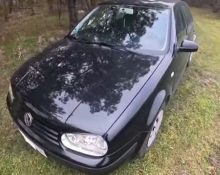 Черный Фольксваген Гольф, объемом двигателя 1.6 л и пробегом 200 тыс. км за 4900 $, фото 7 на Automoto.ua