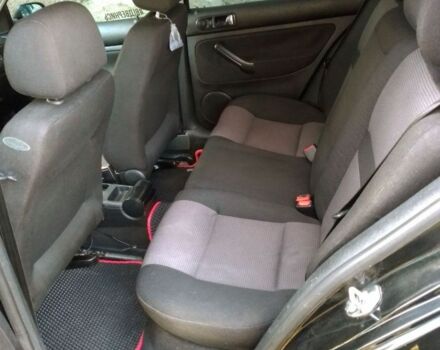 Черный Фольксваген Гольф, объемом двигателя 1.6 л и пробегом 310 тыс. км за 4800 $, фото 1 на Automoto.ua