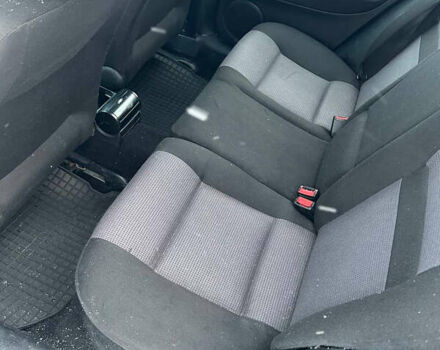 Чорний Фольксваген Гольф, об'ємом двигуна 1.39 л та пробігом 289 тис. км за 3700 $, фото 27 на Automoto.ua