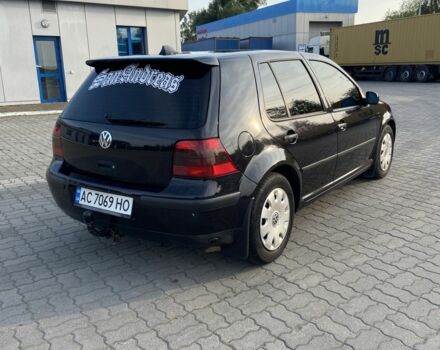 Черный Фольксваген Гольф, объемом двигателя 1.6 л и пробегом 300 тыс. км за 4000 $, фото 3 на Automoto.ua