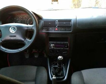 Черный Фольксваген Гольф, объемом двигателя 1.6 л и пробегом 310 тыс. км за 4800 $, фото 3 на Automoto.ua