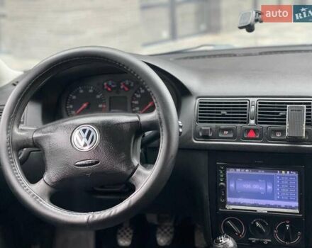 Черный Фольксваген Гольф, объемом двигателя 1.39 л и пробегом 289 тыс. км за 3850 $, фото 25 на Automoto.ua