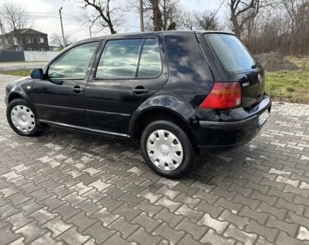 Черный Фольксваген Гольф, объемом двигателя 1.9 л и пробегом 260 тыс. км за 1350 $, фото 6 на Automoto.ua