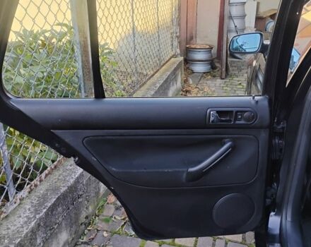 Черный Фольксваген Гольф, объемом двигателя 0 л и пробегом 289 тыс. км за 3850 $, фото 11 на Automoto.ua