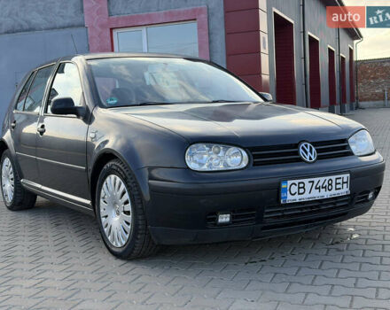 Черный Фольксваген Гольф, объемом двигателя 1.6 л и пробегом 245 тыс. км за 2999 $, фото 15 на Automoto.ua