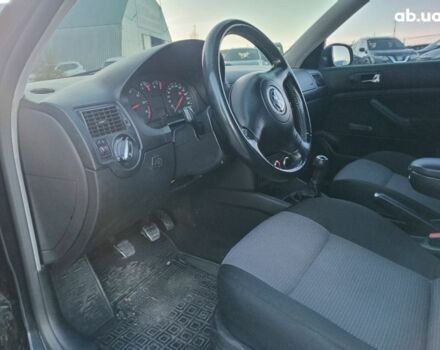 Черный Фольксваген Гольф, объемом двигателя 1.6 л и пробегом 280 тыс. км за 4990 $, фото 17 на Automoto.ua