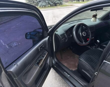 Чорний Фольксваген Гольф, об'ємом двигуна 1.8 л та пробігом 185 тис. км за 4000 $, фото 3 на Automoto.ua