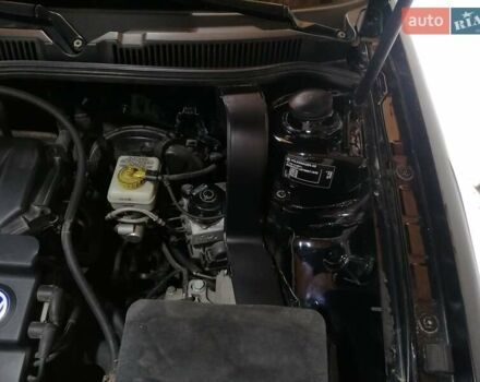 Чорний Фольксваген Гольф, об'ємом двигуна 1.39 л та пробігом 230 тис. км за 4150 $, фото 2 на Automoto.ua