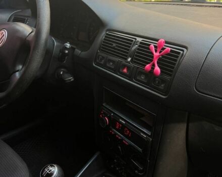 Чорний Фольксваген Гольф, об'ємом двигуна 1.4 л та пробігом 250 тис. км за 3700 $, фото 4 на Automoto.ua