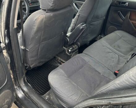 Черный Фольксваген Гольф, объемом двигателя 1.9 л и пробегом 260 тыс. км за 1350 $, фото 11 на Automoto.ua