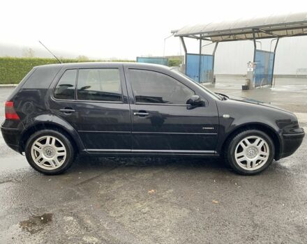 Черный Фольксваген Гольф, объемом двигателя 1.4 л и пробегом 250 тыс. км за 3400 $, фото 5 на Automoto.ua