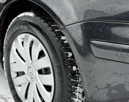 Черный Фольксваген Гольф, объемом двигателя 1.6 л и пробегом 268 тыс. км за 3500 $, фото 7 на Automoto.ua