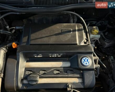 Черный Фольксваген Гольф, объемом двигателя 1.39 л и пробегом 249 тыс. км за 3950 $, фото 15 на Automoto.ua