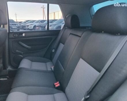 Черный Фольксваген Гольф, объемом двигателя 1.6 л и пробегом 280 тыс. км за 4990 $, фото 9 на Automoto.ua