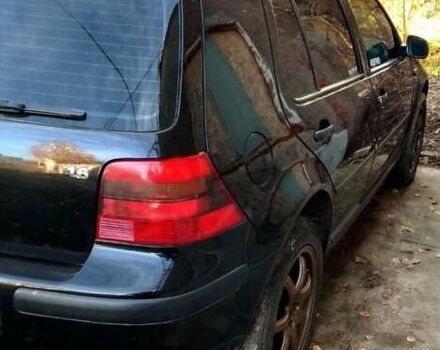 Черный Фольксваген Гольф, объемом двигателя 1.6 л и пробегом 310 тыс. км за 4800 $, фото 6 на Automoto.ua