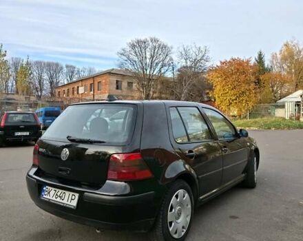 Чорний Фольксваген Гольф, об'ємом двигуна 1.39 л та пробігом 240 тис. км за 3900 $, фото 3 на Automoto.ua