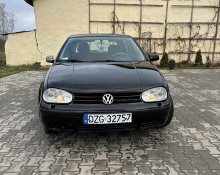 Черный Фольксваген Гольф, объемом двигателя 1.9 л и пробегом 260 тыс. км за 1350 $, фото 1 на Automoto.ua