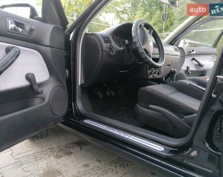 Чорний Фольксваген Гольф, об'ємом двигуна 1.39 л та пробігом 230 тис. км за 4150 $, фото 10 на Automoto.ua