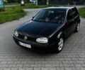 Черный Фольксваген Гольф, объемом двигателя 1.39 л и пробегом 290 тыс. км за 3299 $, фото 1 на Automoto.ua