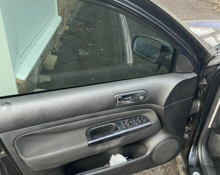 Черный Фольксваген Гольф, объемом двигателя 1.4 л и пробегом 242 тыс. км за 4105 $, фото 11 на Automoto.ua