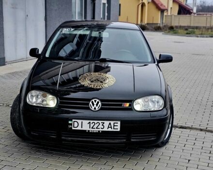 Черный Фольксваген Гольф, объемом двигателя 1.6 л и пробегом 330 тыс. км за 4400 $, фото 3 на Automoto.ua