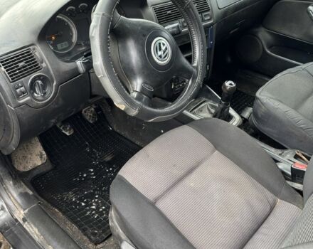 Черный Фольксваген Гольф, объемом двигателя 1.9 л и пробегом 260 тыс. км за 1350 $, фото 7 на Automoto.ua