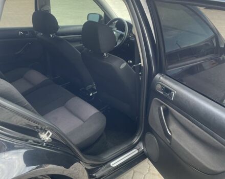 Чорний Фольксваген Гольф, об'ємом двигуна 1.6 л та пробігом 290 тис. км за 3549 $, фото 18 на Automoto.ua