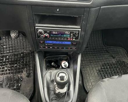 Чорний Фольксваген Гольф, об'ємом двигуна 1.9 л та пробігом 317 тис. км за 1999 $, фото 5 на Automoto.ua